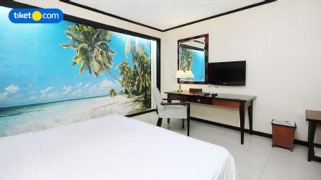 Makassar Golden Hotel Exterior foto